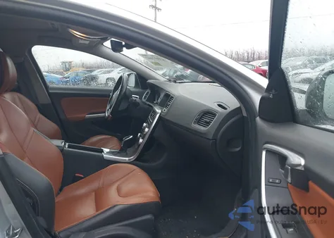 2015 Volvo V60 Cross Country T5 from USA, damaged, VIN YV4612HK1F1001070